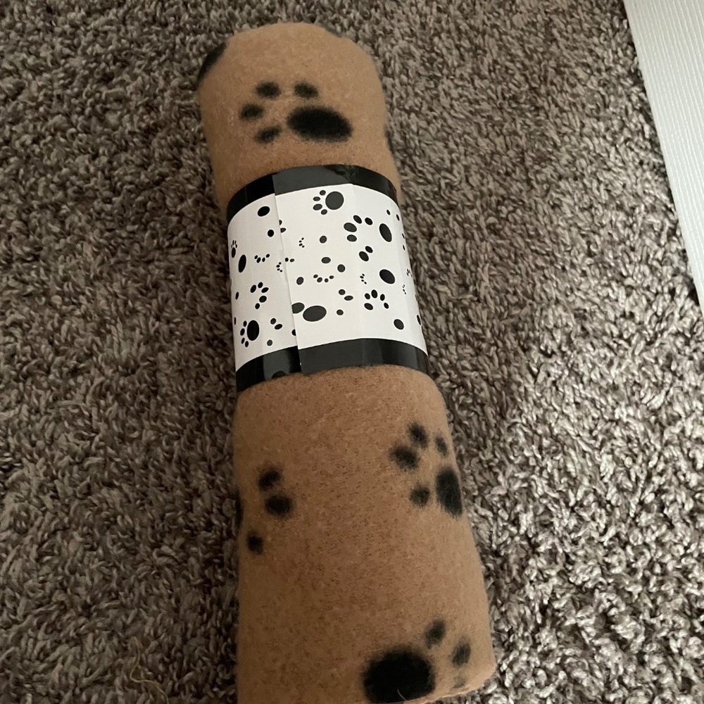 2 pet blankets - Picture 2 of 4